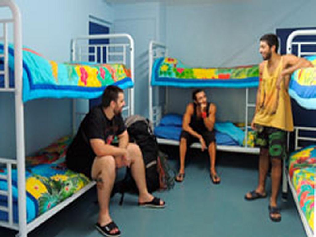 Reef Lodge Backpackers Townsville Exterior photo